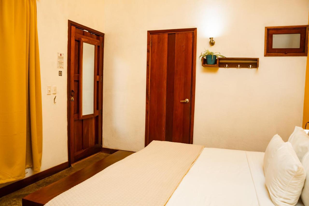 Hotel Con Corazon Granada Zewnętrze zdjęcie